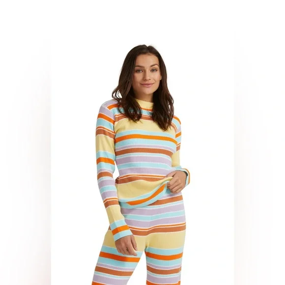 Roxy Playa Hermosa Sweater by Stephanie Gilmore - Picture 3 of 13